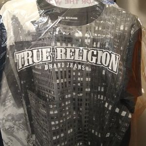 Tee shirt
